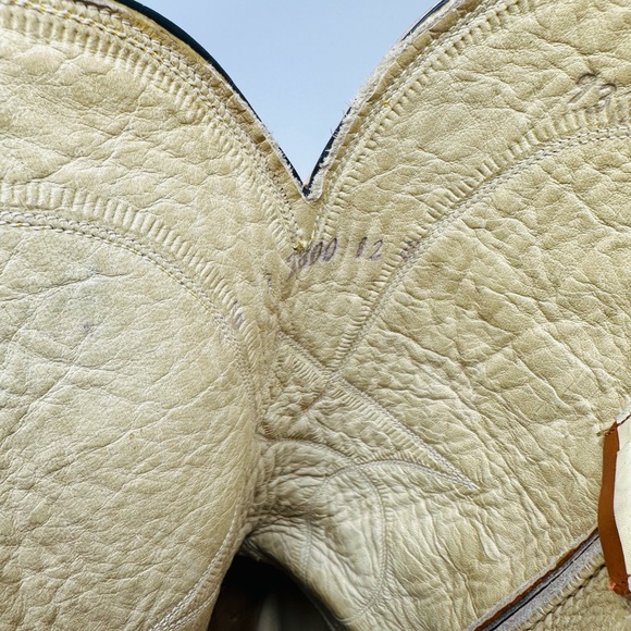 Hyper Vintage Mens Cowboy Boots - Picture 11 of 11